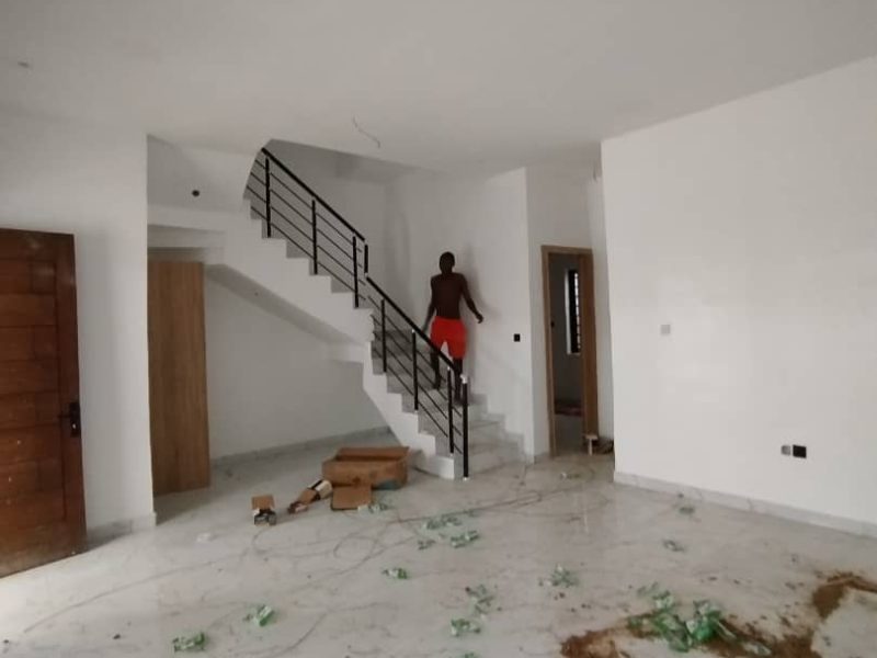 4 Bedroom duplex