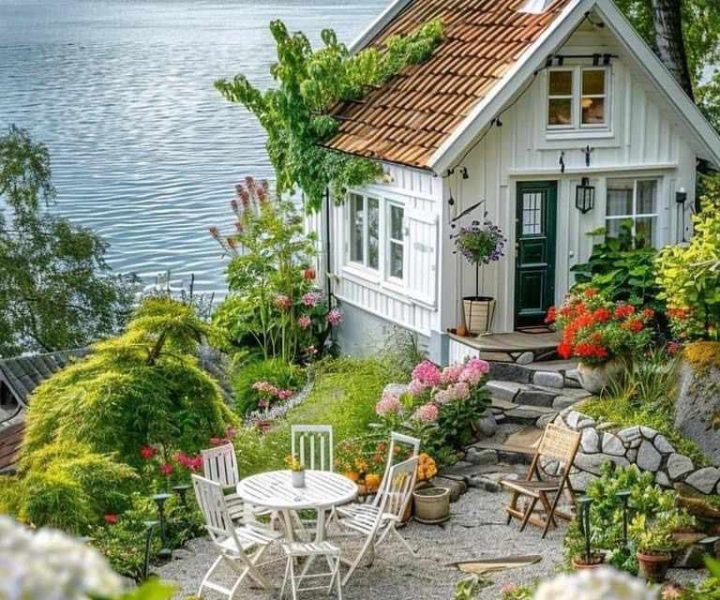 Beside water 2 bedroom Flat.
